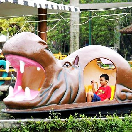 Royal Safari Garden Resort And Convention Bogor Exteriér fotografie